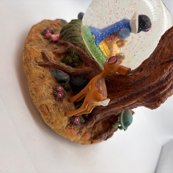Disney Snow White and Seven Dwarfs Forest and Animals Snow Globe Brahm's Waltz - Picture 6 of 15